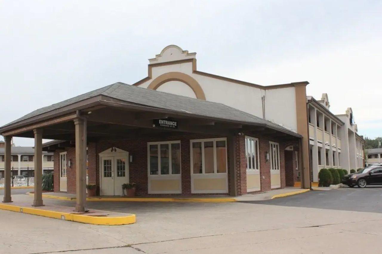 Aderi Hotel Near Bucknell University Lewisburg Exterior photo