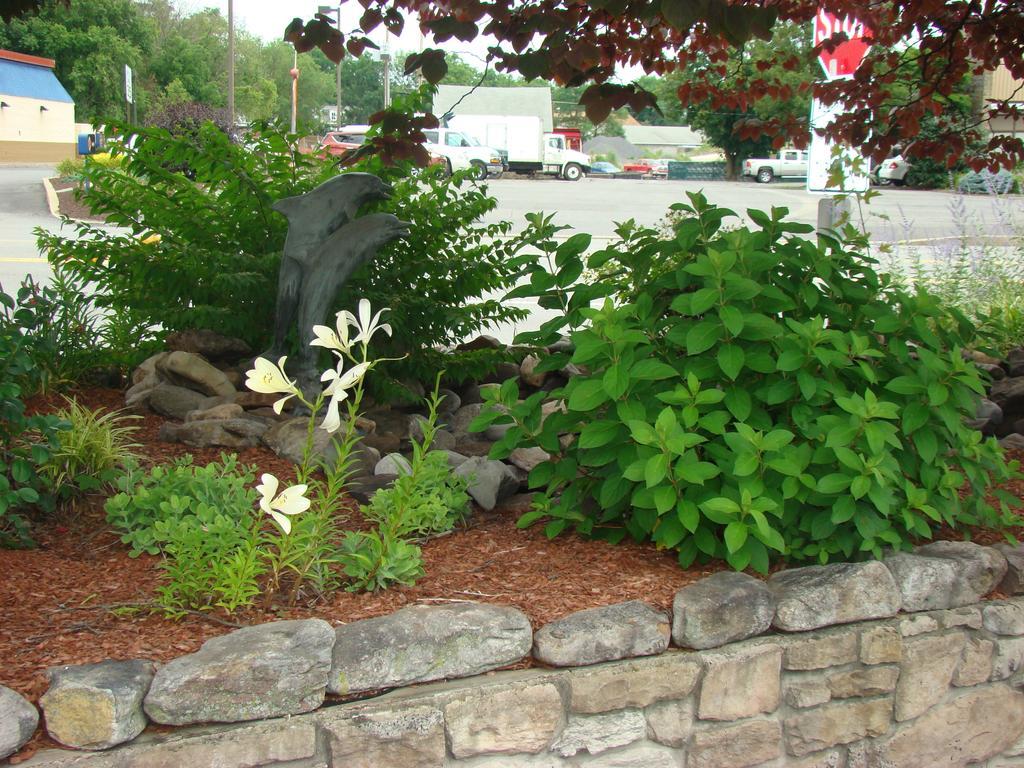 Aderi Hotel Near Bucknell University Lewisburg Exterior photo